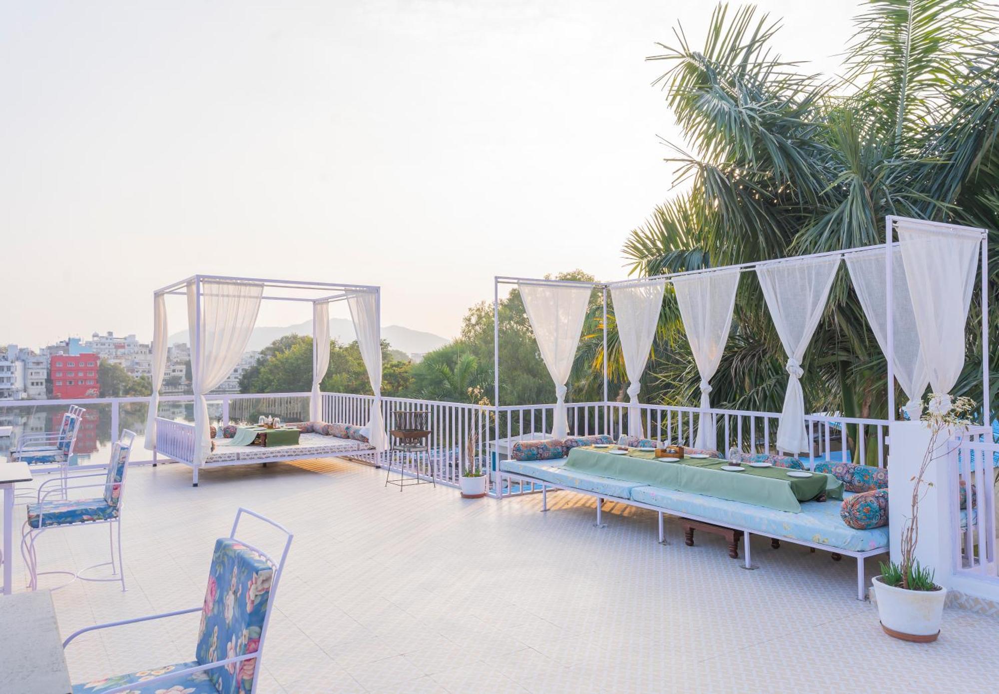Natural Lake View Hotel أُودايبور المظهر الخارجي الصورة