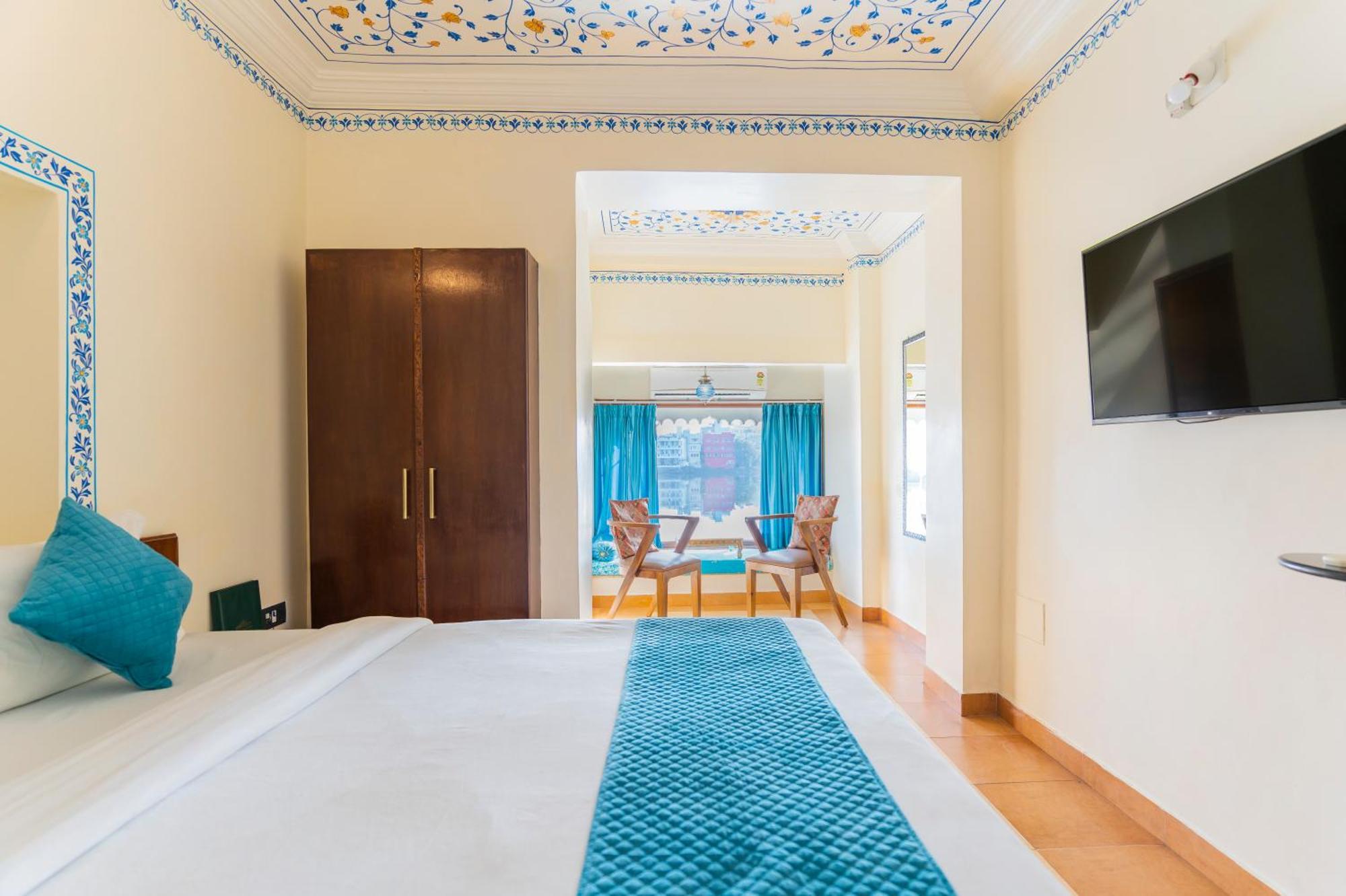 Natural Lake View Hotel أُودايبور المظهر الخارجي الصورة