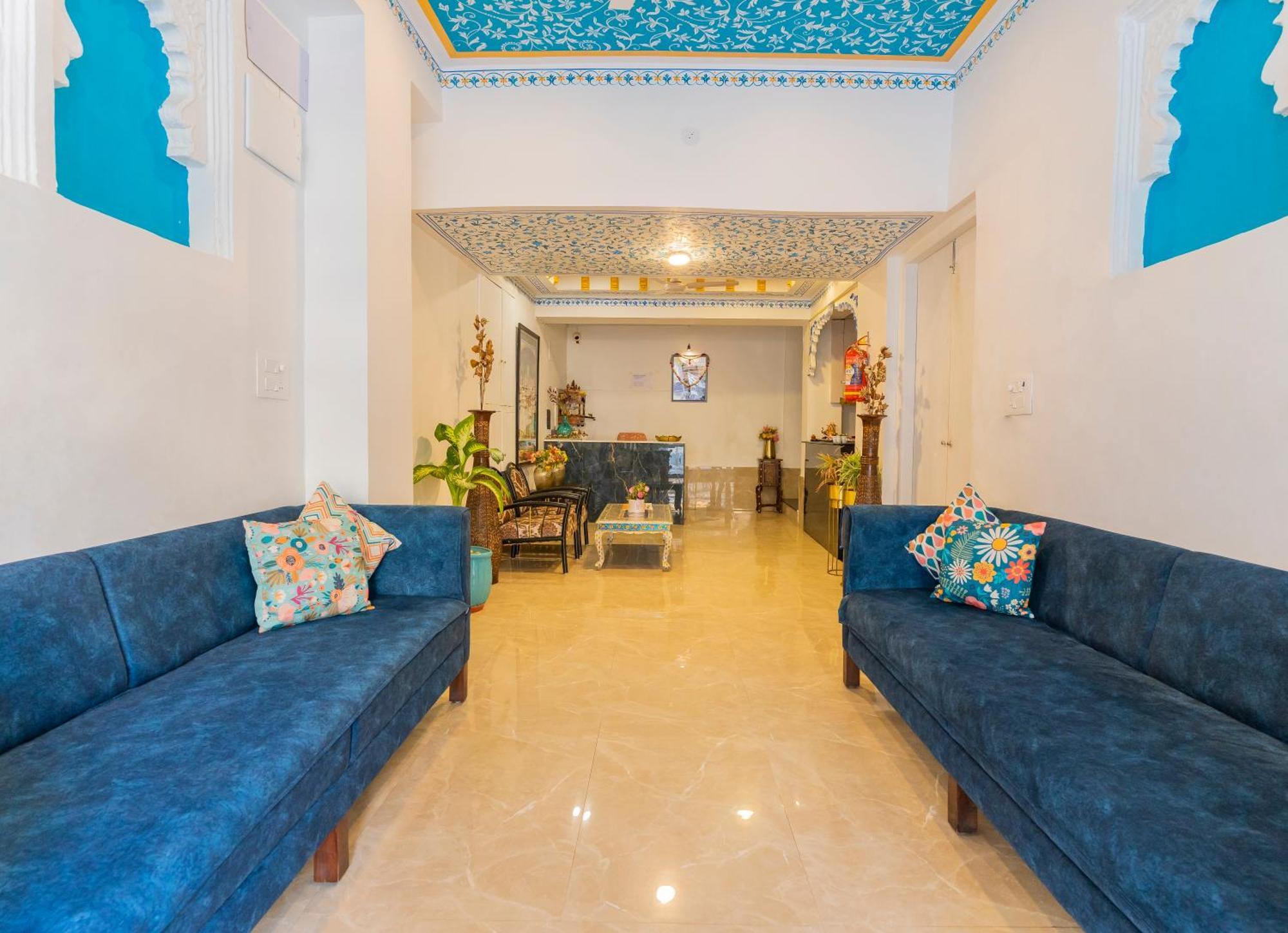 Natural Lake View Hotel أُودايبور المظهر الخارجي الصورة