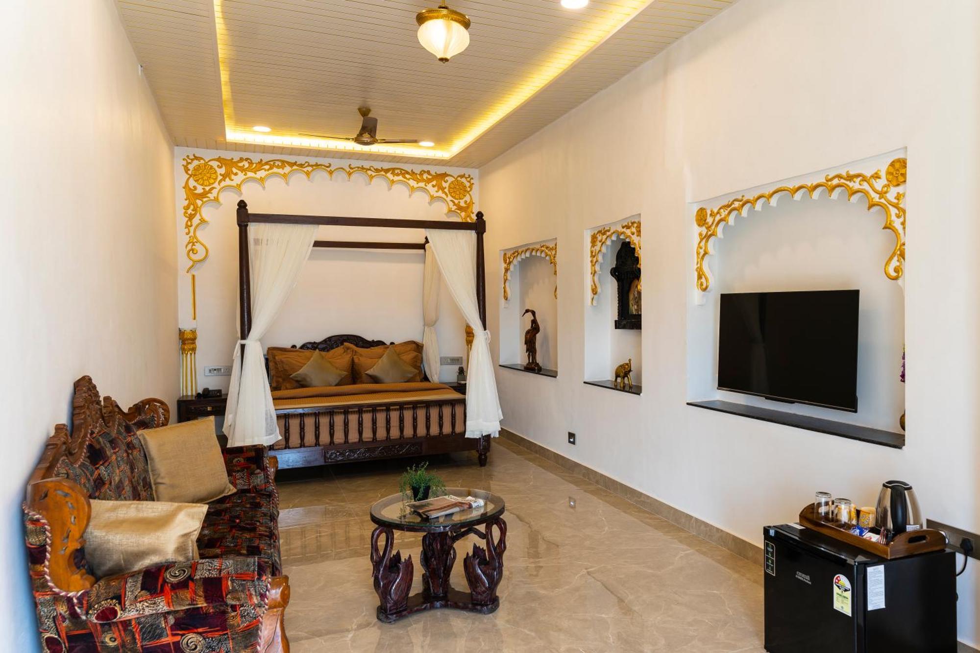 Natural Lake View Hotel أُودايبور المظهر الخارجي الصورة